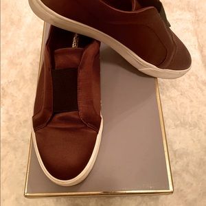 Louise et Cie Lo Bette Slip On Sneakers 9